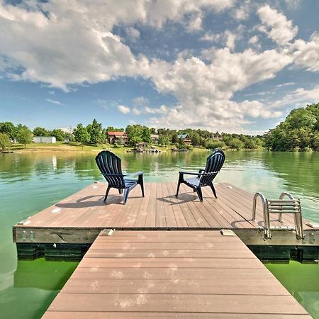 Sevierville Lake House With Deck And Foosball Table! エクステリア 写真