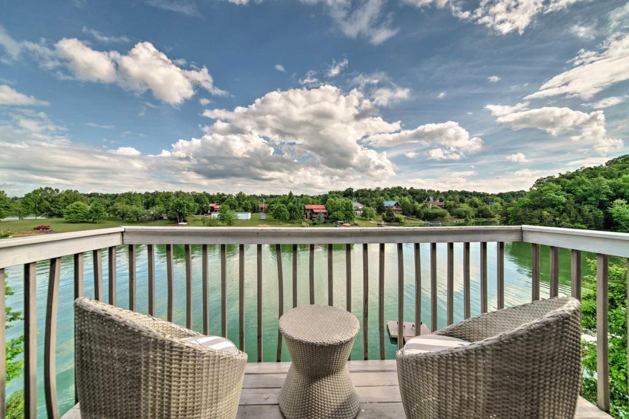 Sevierville Lake House With Deck And Foosball Table! エクステリア 写真
