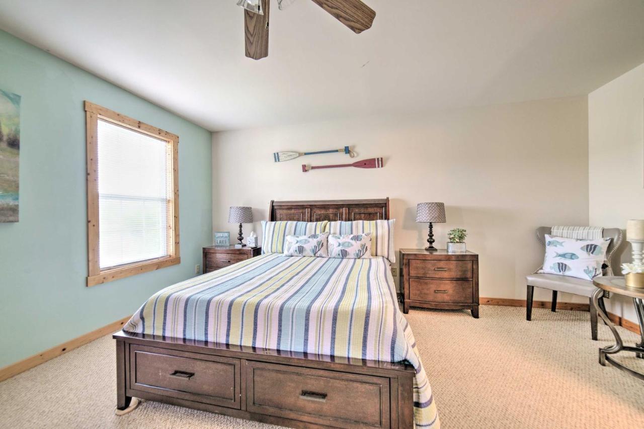 Sevierville Lake House With Deck And Foosball Table! エクステリア 写真
