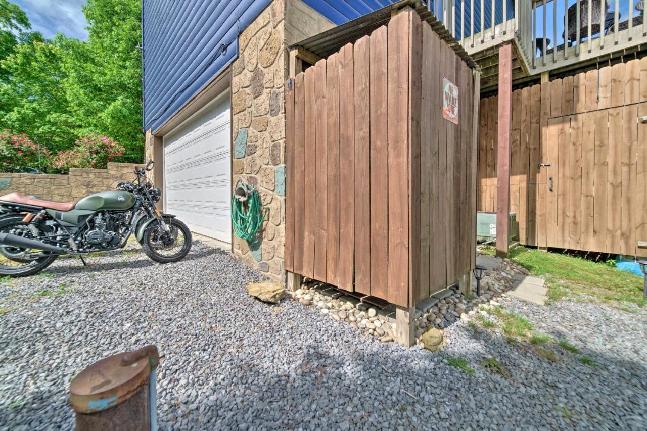 Sevierville Lake House With Deck And Foosball Table! エクステリア 写真